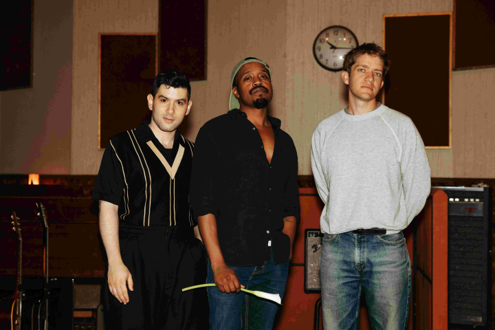 Durand Jones & The Indications